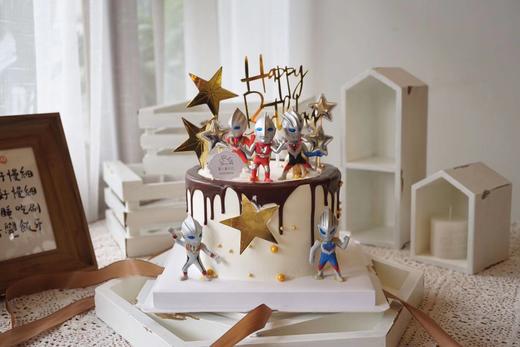 白色淋面奥特曼 商品图0