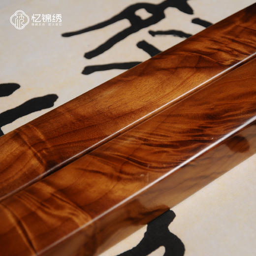 精品金丝楠镇纸 商品图1