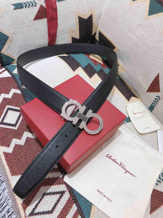 SF菲拉格慕-银色拼接扣-水波纹 商品图3