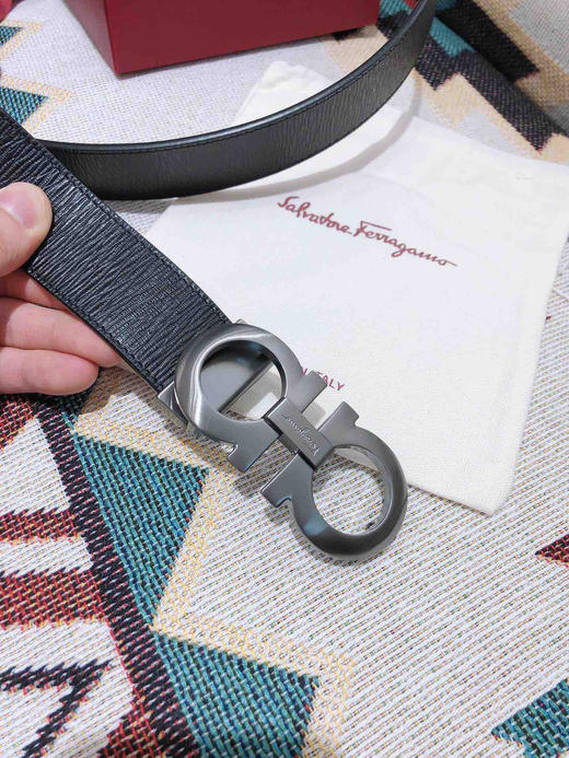 SF菲拉格慕-枪色扣-水波纹牛皮 商品图1