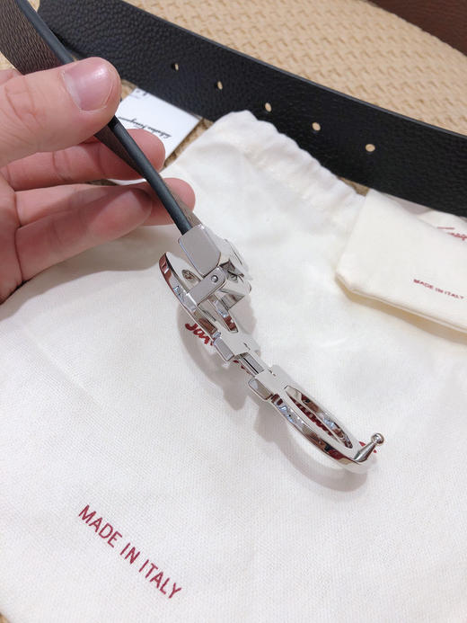 SF菲拉格慕-银色扣-荔枝纹无走线 商品图6