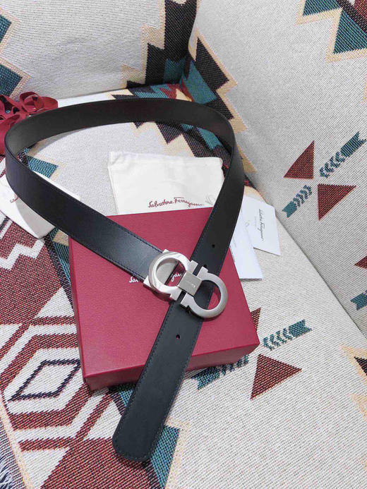 SF菲拉格慕-银色窄扣-平纹牛皮 商品图6