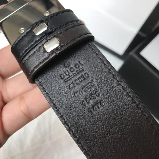 GG压纹银扣双面可用男士腰带 商品图4