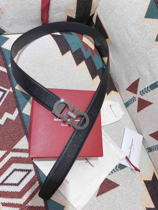 SF菲拉格慕-枪色拼接扣-水波纹 商品图6