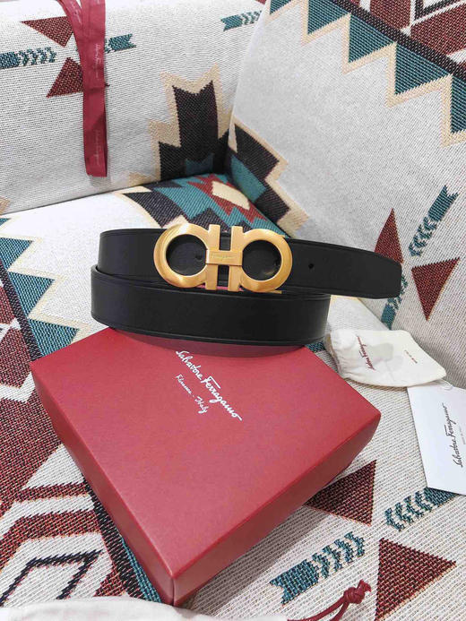 SF菲拉格慕-金色扣-两侧压纹 商品图2