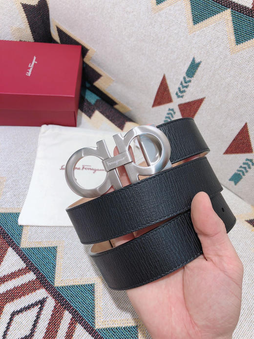 SF菲拉格慕-银色扣-水波纹牛皮 商品图1