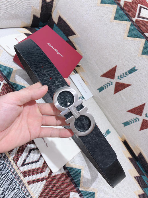 SF菲拉格慕-银色扣-掌纹牛皮 商品图3