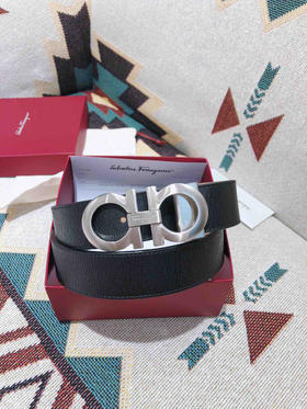 SF菲拉格慕-银色扣-水波纹牛皮