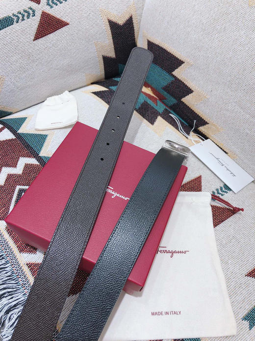 SF菲拉格慕-银色扣-掌纹牛皮 商品图7