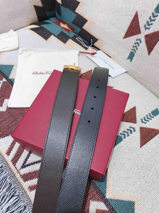 SF菲拉格慕-金色扣-掌纹牛皮 商品图7