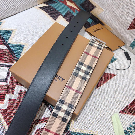 BBR巴宝莉-经典格纹-银扣 商品图6