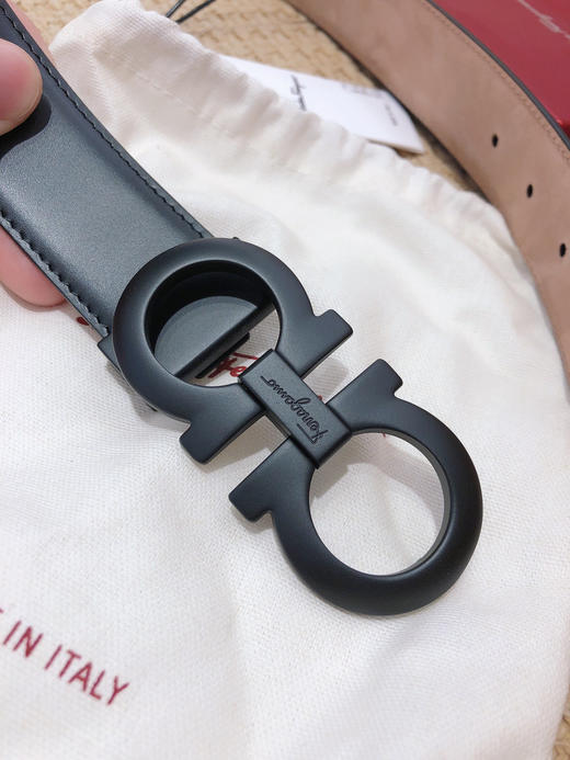 SF菲拉格慕-磨砂黑扣-平纹+树膏皮 商品图0