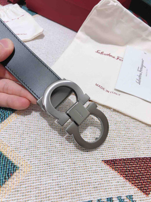 SF菲拉格慕-枪色窄扣-平纹牛皮 商品图3