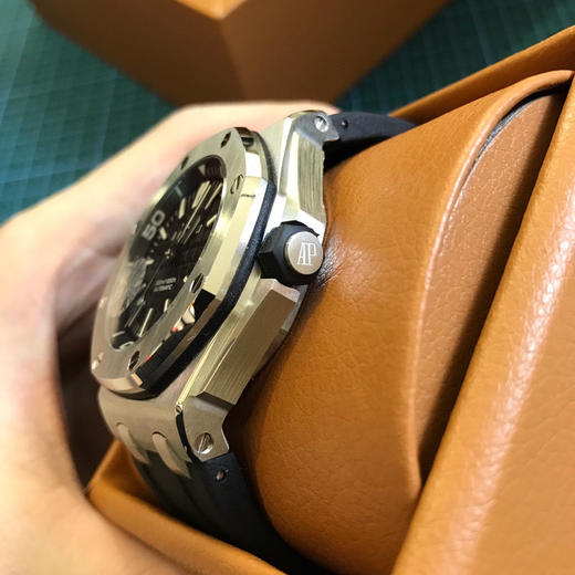 AP爱彼皇家橡树离岸款手表 商品图1