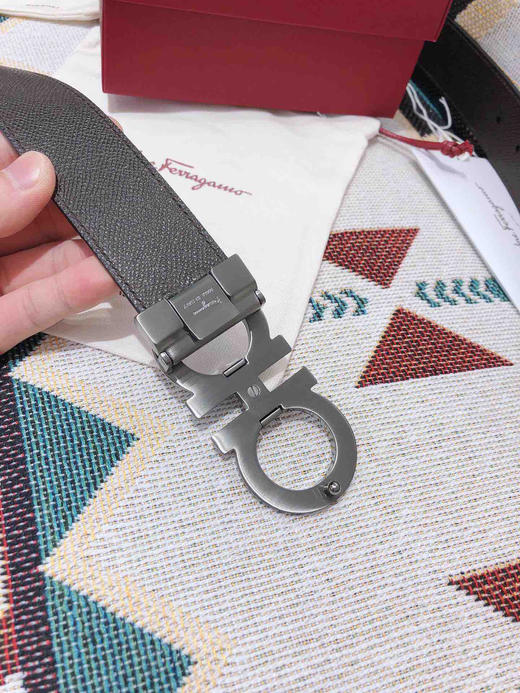 SF菲拉格慕-枪色扣-掌纹牛皮 商品图4