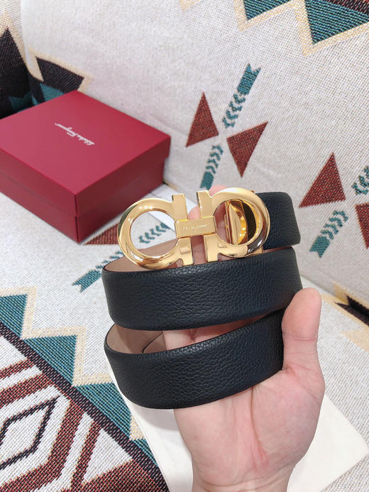 SF菲拉格慕-金色扣-荔枝纹牛皮 商品图1