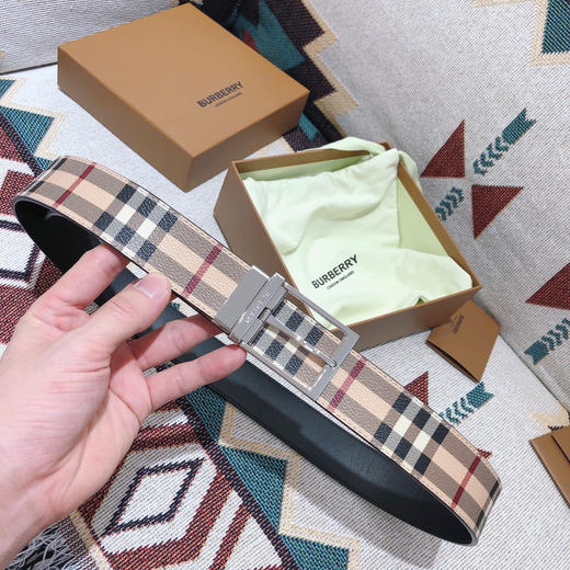 BBR巴宝莉-经典格纹-银扣 商品图3