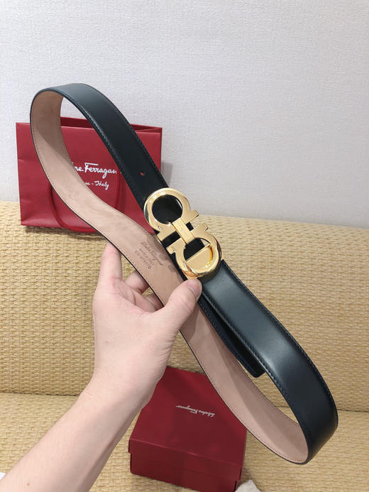 SF菲拉格慕-金色扣-平纹+树膏皮 商品图3