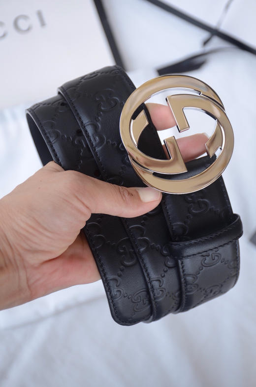 GG压花银扣单面男士腰带 商品图8