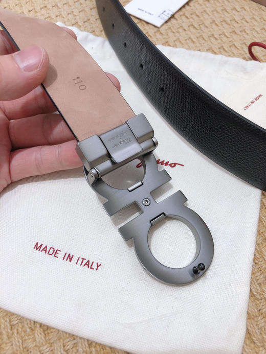 SF菲拉格慕-枪色扣-手掌纹+树膏皮 商品图4