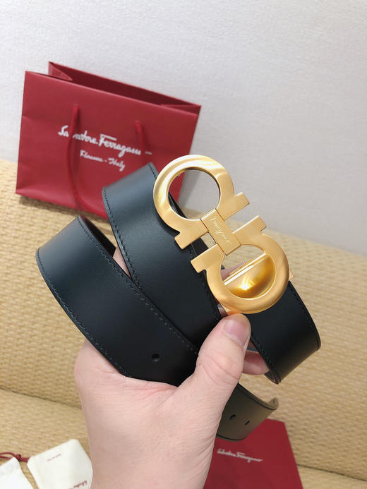 SF菲拉格慕-金色扣-黑棕双面牛皮 商品图1