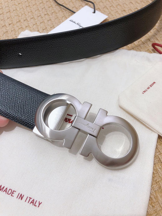 SF菲拉格慕-银色扣-手掌纹+树膏皮 商品图0