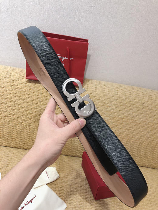 SF菲拉格慕-银色扣-手掌纹+树膏皮 商品图3