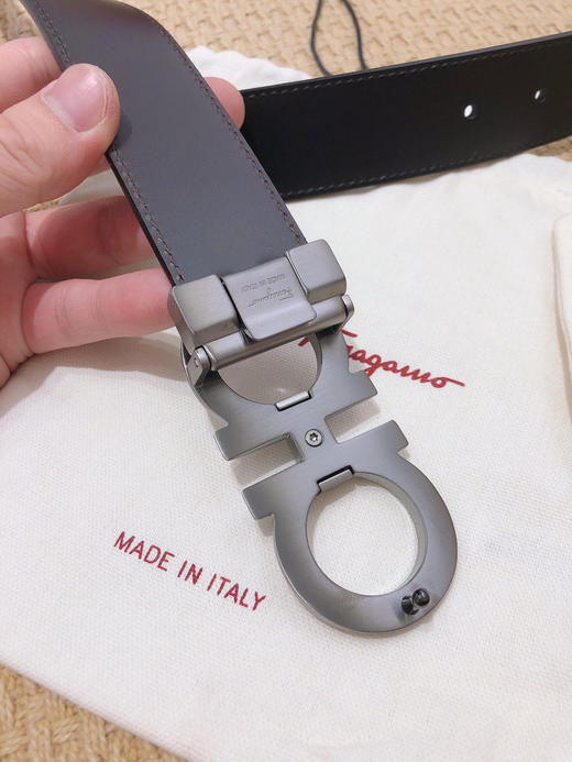 SF菲拉格慕-枪色扣-黑棕双面牛皮 商品图4