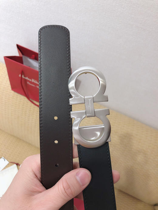 SF菲拉格慕-银色扣-黑棕双面牛皮 商品图6
