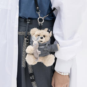 GOC IN C抱兔熊便携式充电宝