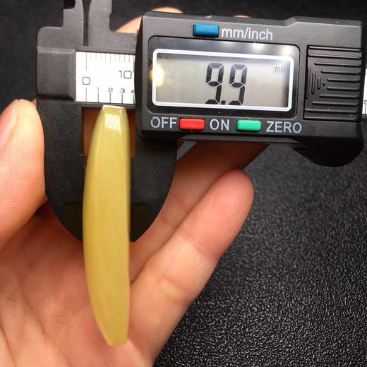 俄料蜜蜡满蜜柠檬黄无事牌吊坠 p11 商品图8