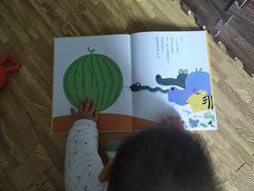 《一口咬下去》：虽然说推荐阅读年龄2岁以上，不过6个月读一点压力都没有