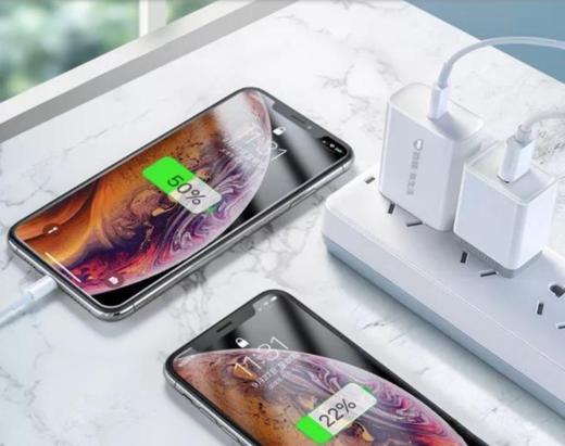 【百邦 / 20W强悍4倍快充】30分钟充电高达60%，3C认证的快充头，苹果原装芯片，适用iPhone8以上机型！ 商品图1