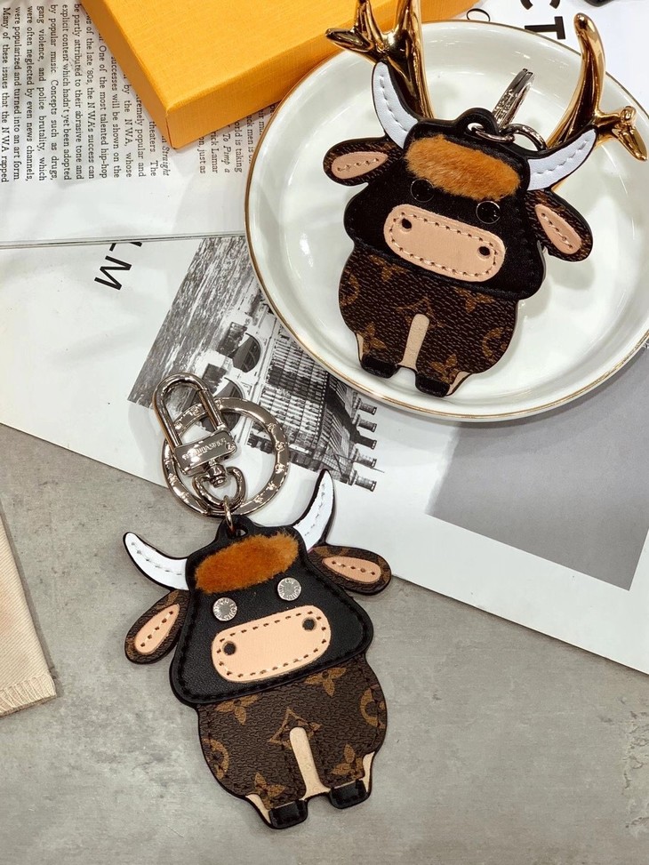 点此购买 lv小牛钥匙扣 十一169188