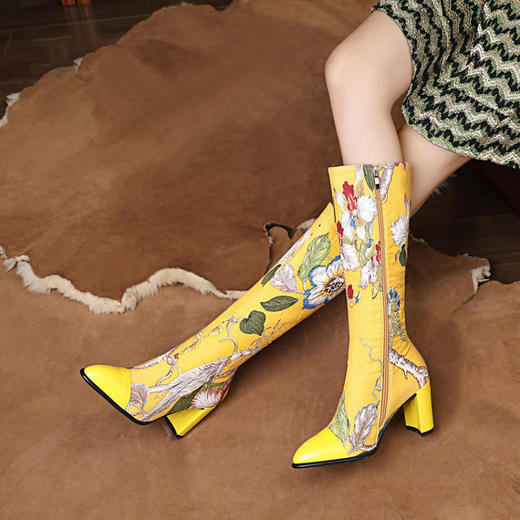 新款走秀高跟尖头粗跟加厚及膝靴国潮旗袍靴高筒mjm5049-2zb