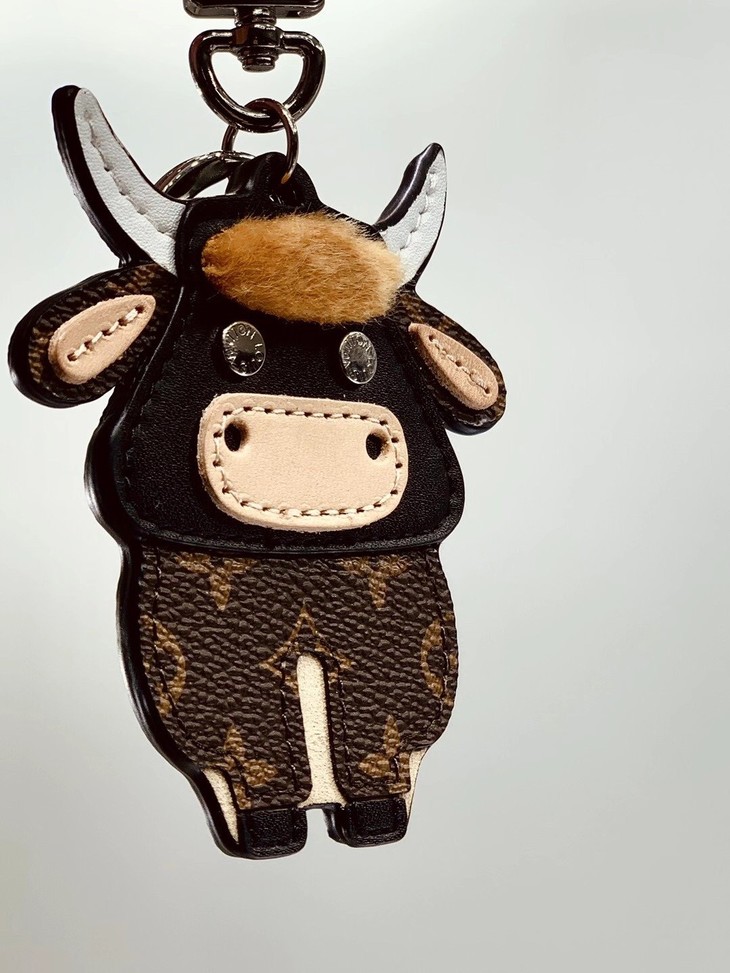 点此购买 lv小牛钥匙扣 十一169188