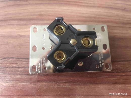 【货号05603】发电机插座发电机配件阿根廷款式插头插座柴油机插座 商品图3