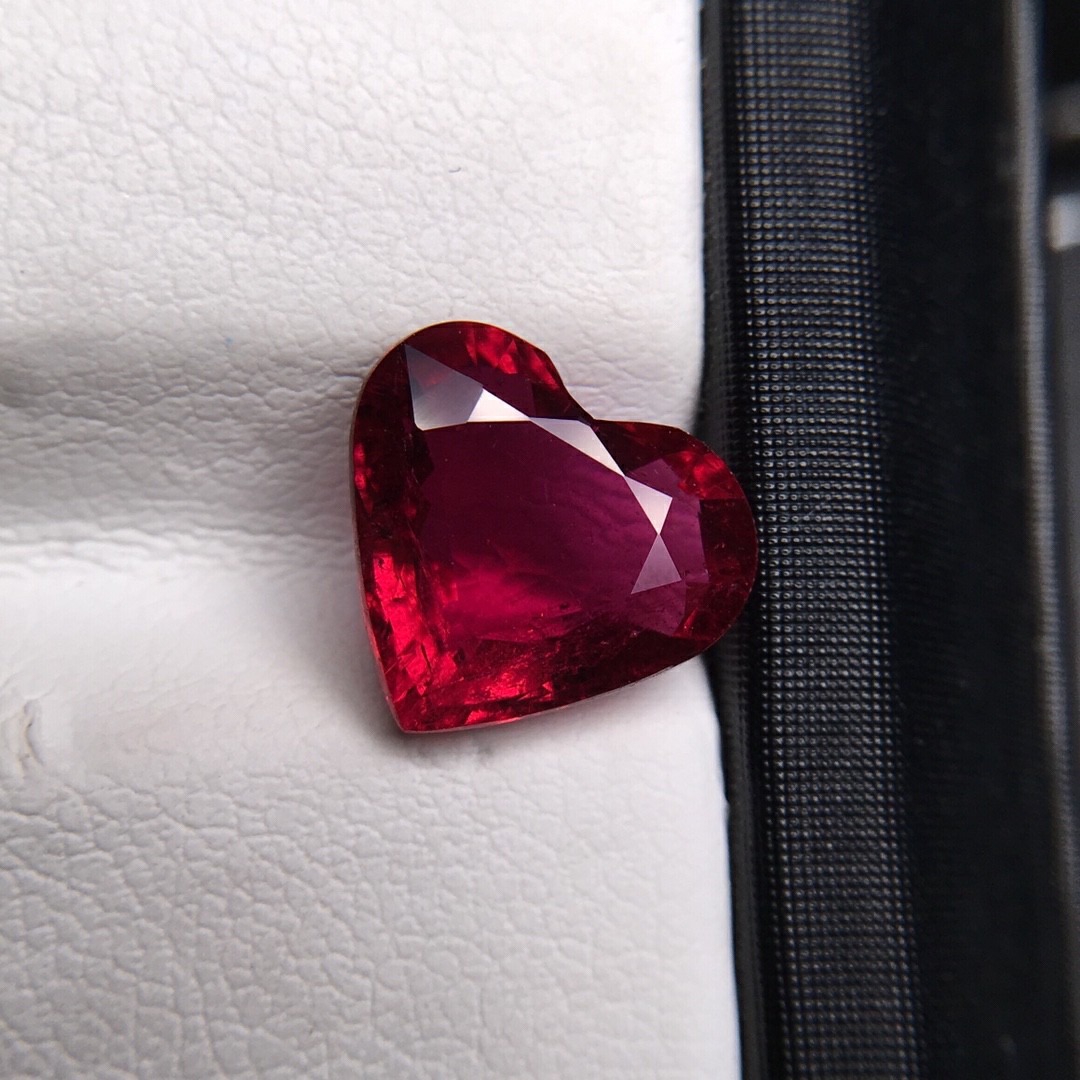 42ct天然卢比来红碧玺裸石