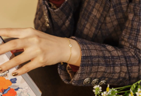  几个百搭小物从夏天用到现在，能叫醒秋冬的衣柜！ 