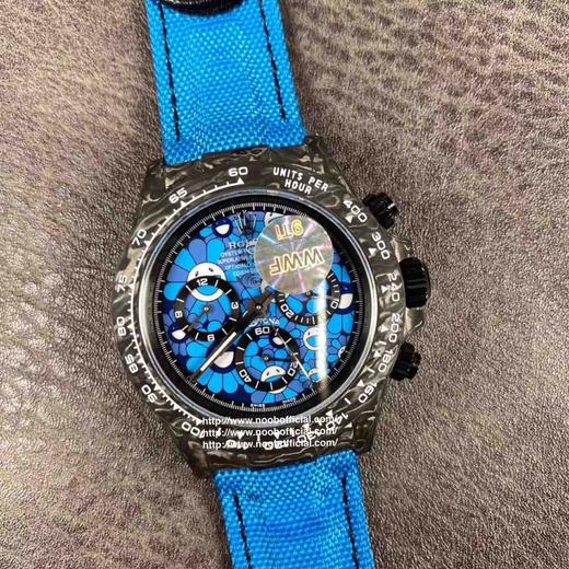 WWF新品发布：碳纤维迪通拿
与原装同重量，同材质，同尺寸复刻原版，碳壳碳后盖碳扣子，双生耳，市场对版，超多配色满足你各种需求 商品图2