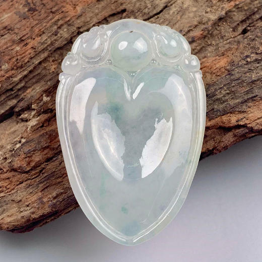 派瑞翡翠 翡翠挂件 糯冰种 飘蓝花 商品图1