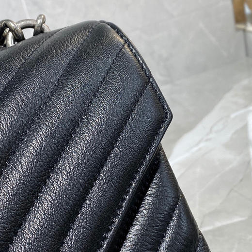 经典邮差包黑色银扣32厘米 商品图4