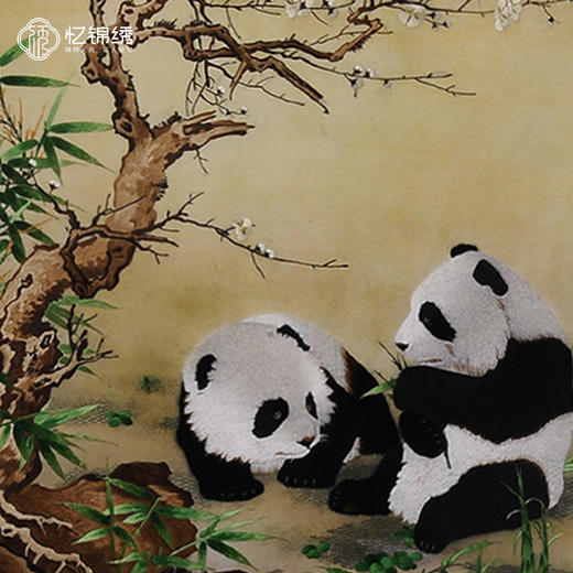 蜀绣单面绣-梅花熊猫 商品图2