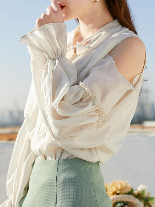 欧芮儿新款喇叭袖雪纺衬衫女白色衬衣露肩设计感小众上衣 商品图2