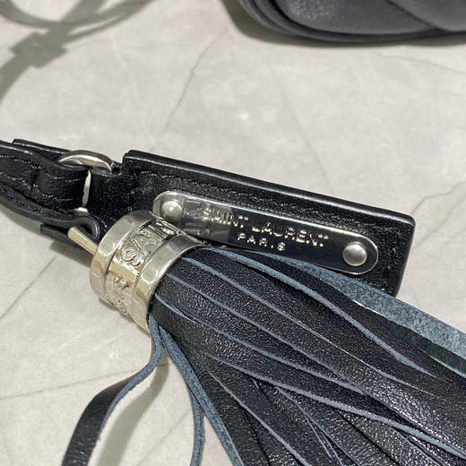 LOU牛皮相机包（黑色银扣） 商品图3