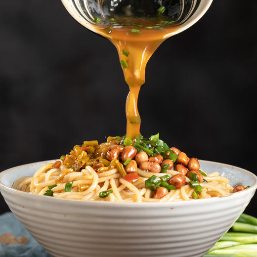 渣渣灰葱油酸豆角拌粉181g