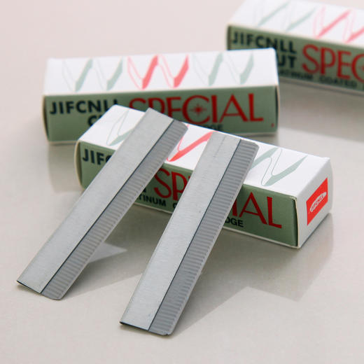 专业修眉刀片女用刮眉刀刮眉毛化妆师专用初学者10片盒装 商品图0