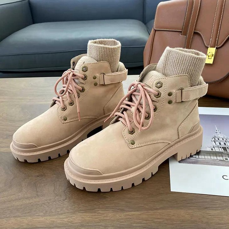 15397 ugg机车雪地靴