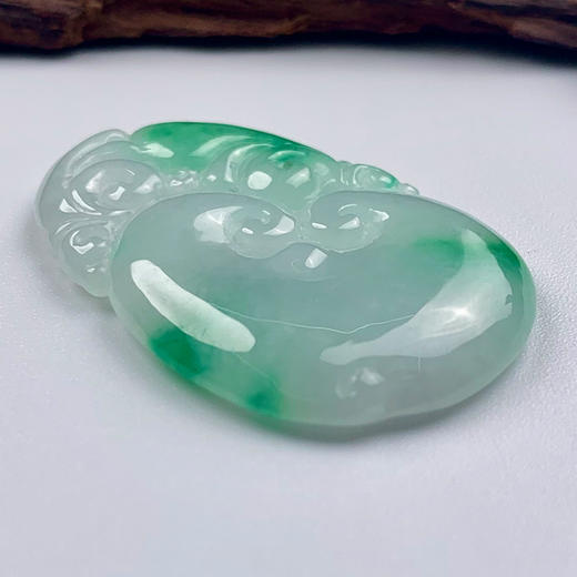 派瑞翡翠 翡翠挂件 糯种 飘绿花 商品图3