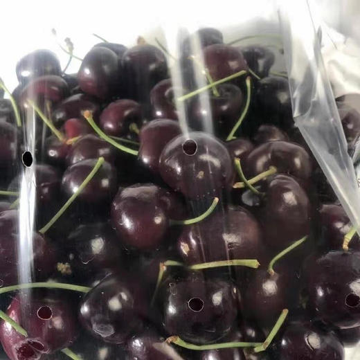 智利 奥数ALSU车厘子🍒4斤装左右/盒 3J大果 SANTINA❣高品质，热卖中💥 奥数真的是不可多得的空运好货✔个个漂亮，个个脆甜浓郁😋  无di黑车 嘎嘣脆甜 车厘子味浓郁 商品图9